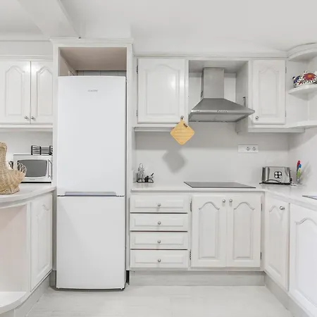 Inge بلاتجا ذارو